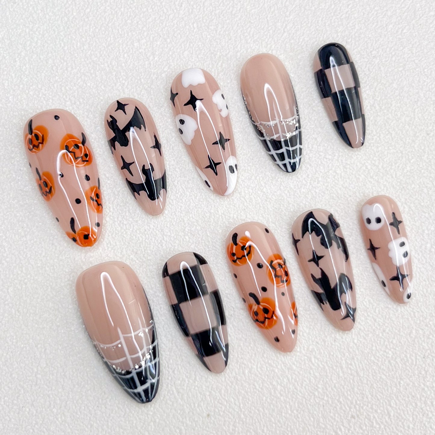 Trick or Chic